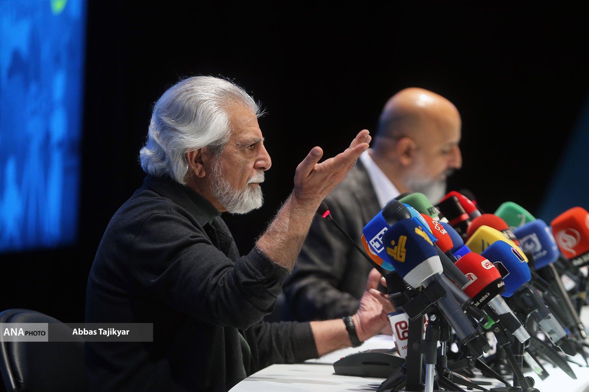 تجلیل از «والیزاده»، «الوند» و «رضا بابک» در افتتاحیه فیلم فجر/ به احترام سینما دبیری جشنواره را پذیرفتم تجلیل از «والیزاده»، «الوند» و «رضا بابک» در افتتاحیه فیلم فجر/ به احترام سینما دبیری جشنواره را پذیرفتم