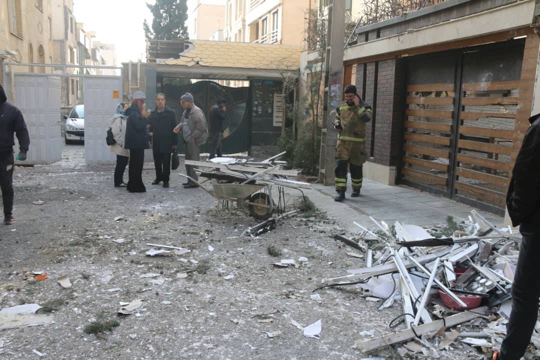 انفجار گاز در یک ساختمان نیمهکاره ۷ طبقه انفجار گاز در یک ساختمان نیمهکاره ۷ طبقه