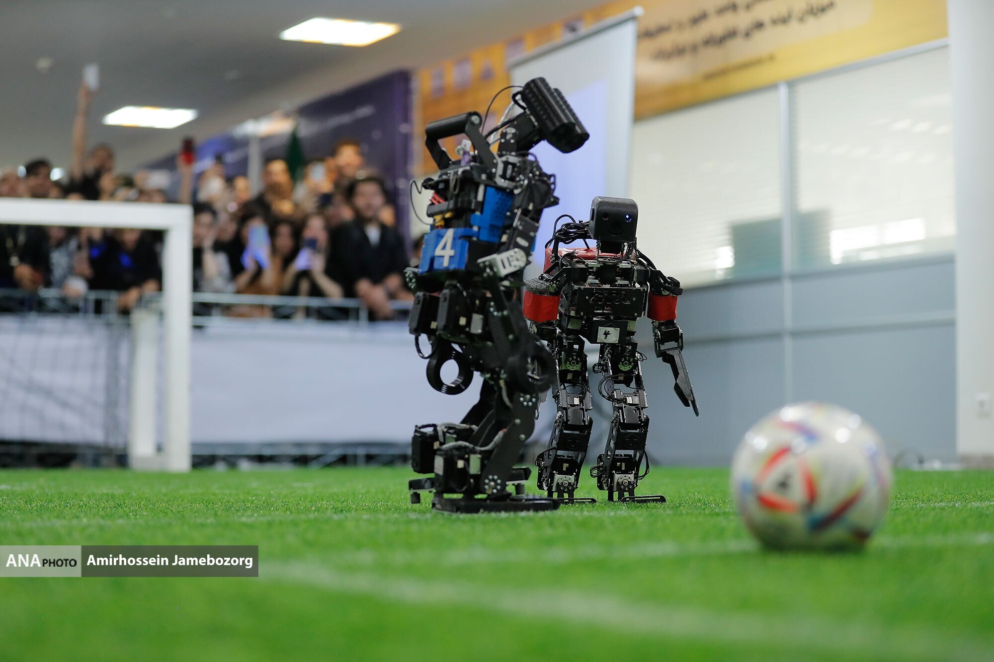 پیشرفت چشمگیر ایران در حوزه فناوری و رباتیک /از ساخت پهپاد تا ربات انسان نما پیشرفت چشمگیر ایران در حوزه فناوری و رباتیک /از ساخت پهپاد تا ربات انسان نما