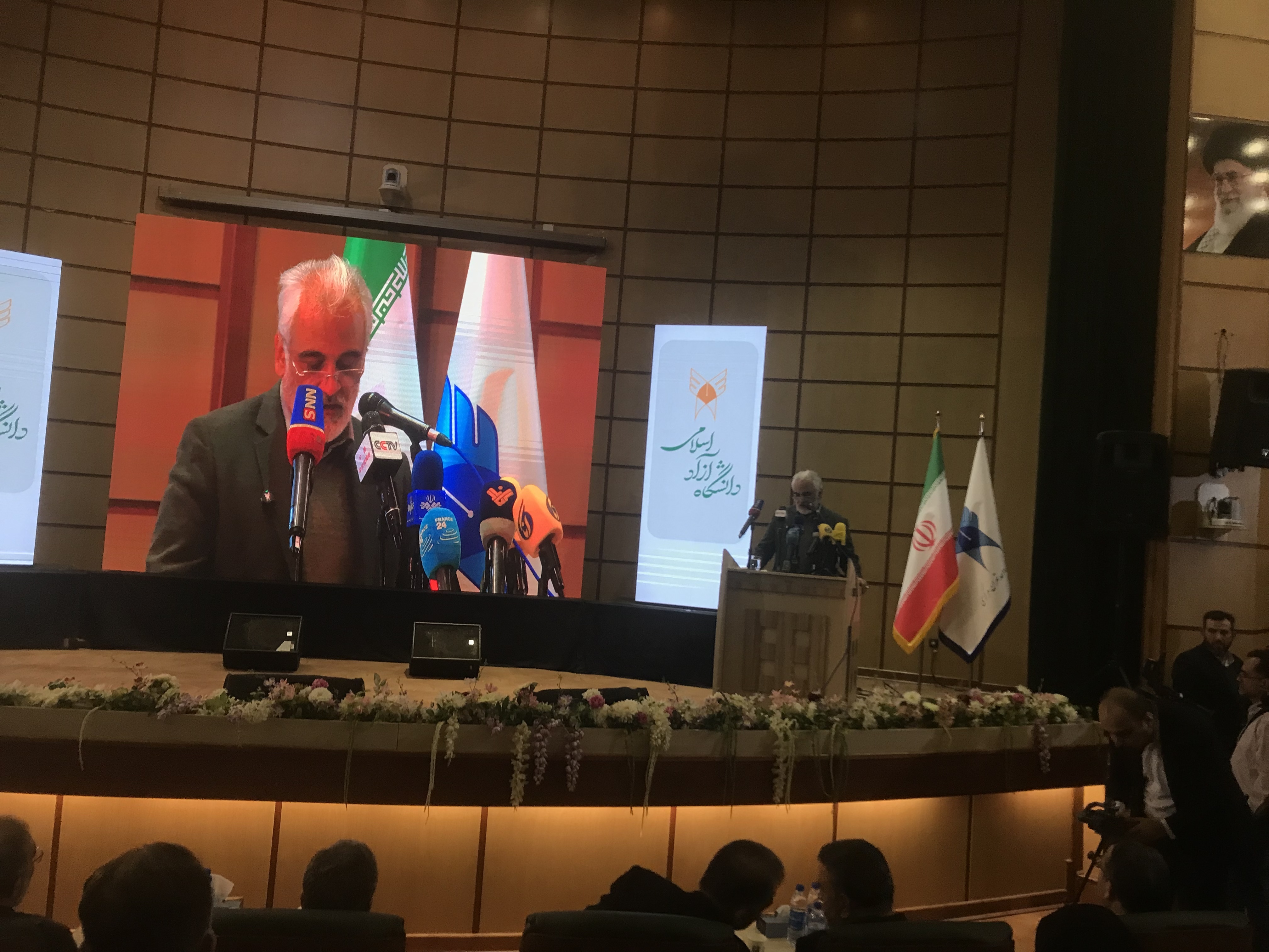 نصراللهی: هرگز به موضوع غزه نگاه رویدادی نداشتیم/ شیخ نزار سعید: باید از همه ابزارها برای تبدیل موضوع قدس به قطبنمای جهاد تبیین استفاده کنیم نصراللهی: هرگز به موضوع غزه نگاه رویدادی نداشتیم/ شیخ نزار سعید: باید از همه ابزارها برای تبدیل موضوع قدس به قطبنمای جهاد تبیین استفاده کنیم