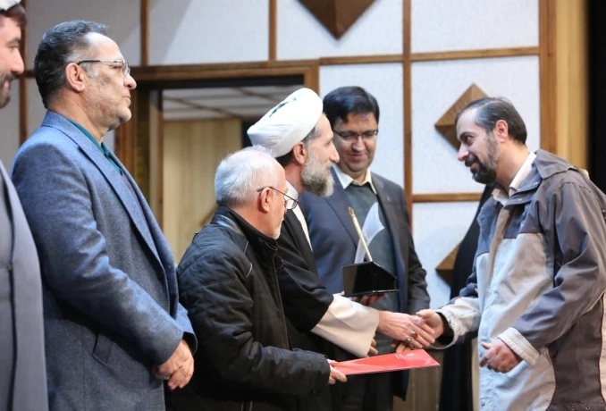 آنچه در اختتامیه چهارمین جشنواره بینالمللی خوشنویسی جلوه گذشت آنچه در اختتامیه چهارمین جشنواره بینالمللی خوشنویسی جلوه گذشت