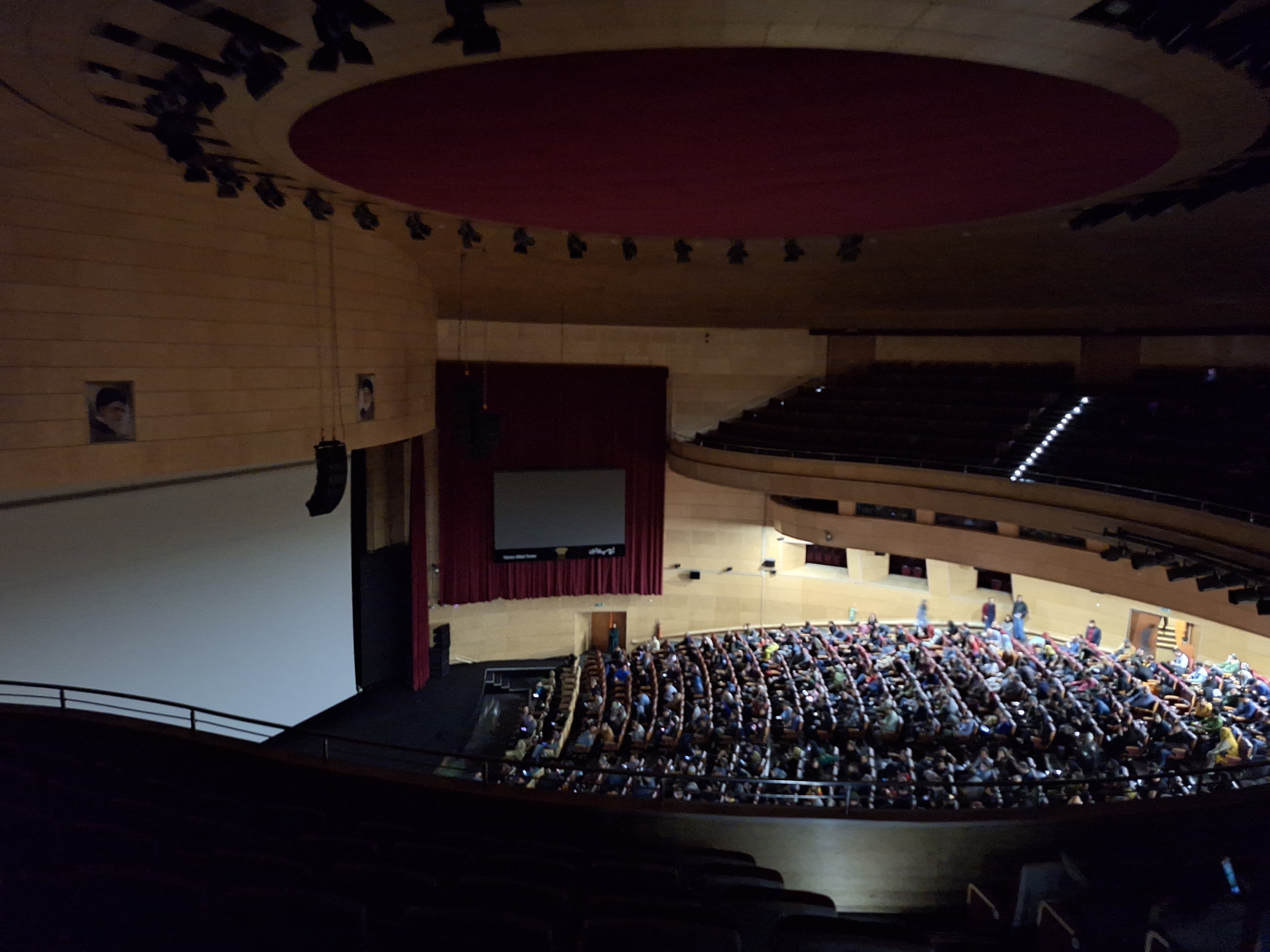 پخش فیلم سینمایی «ناتور دشت» در کاخ جشنواره با اختلال مواجه شد پخش فیلم سینمایی «ناتور دشت» در کاخ جشنواره با اختلال مواجه شد