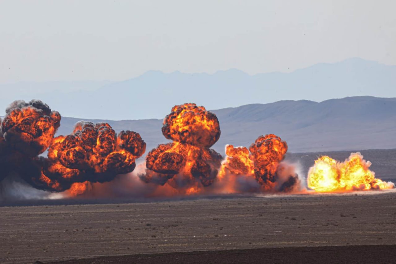 امیر چشک: رزمایش امنیتی تهاجمی و متحرک نزاجا پایان یافت امیر چشک: رزمایش امنیتی تهاجمی و متحرک نزاجا پایان یافت