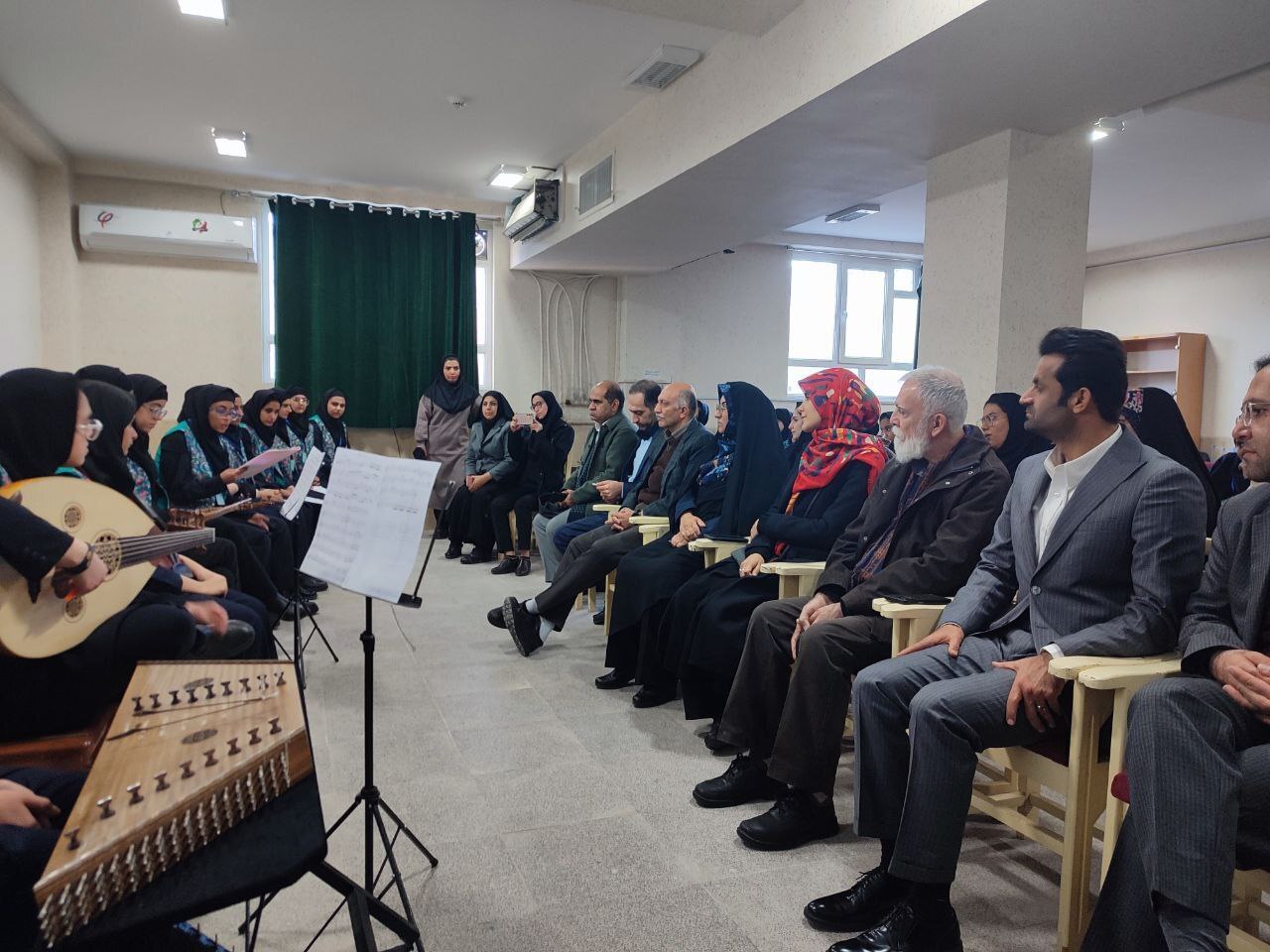 زنگ افتتاح جشنواره هنر&zwnj;های تجسمی فجر از گالری سرو شیراز نواخته شد+ فیلم