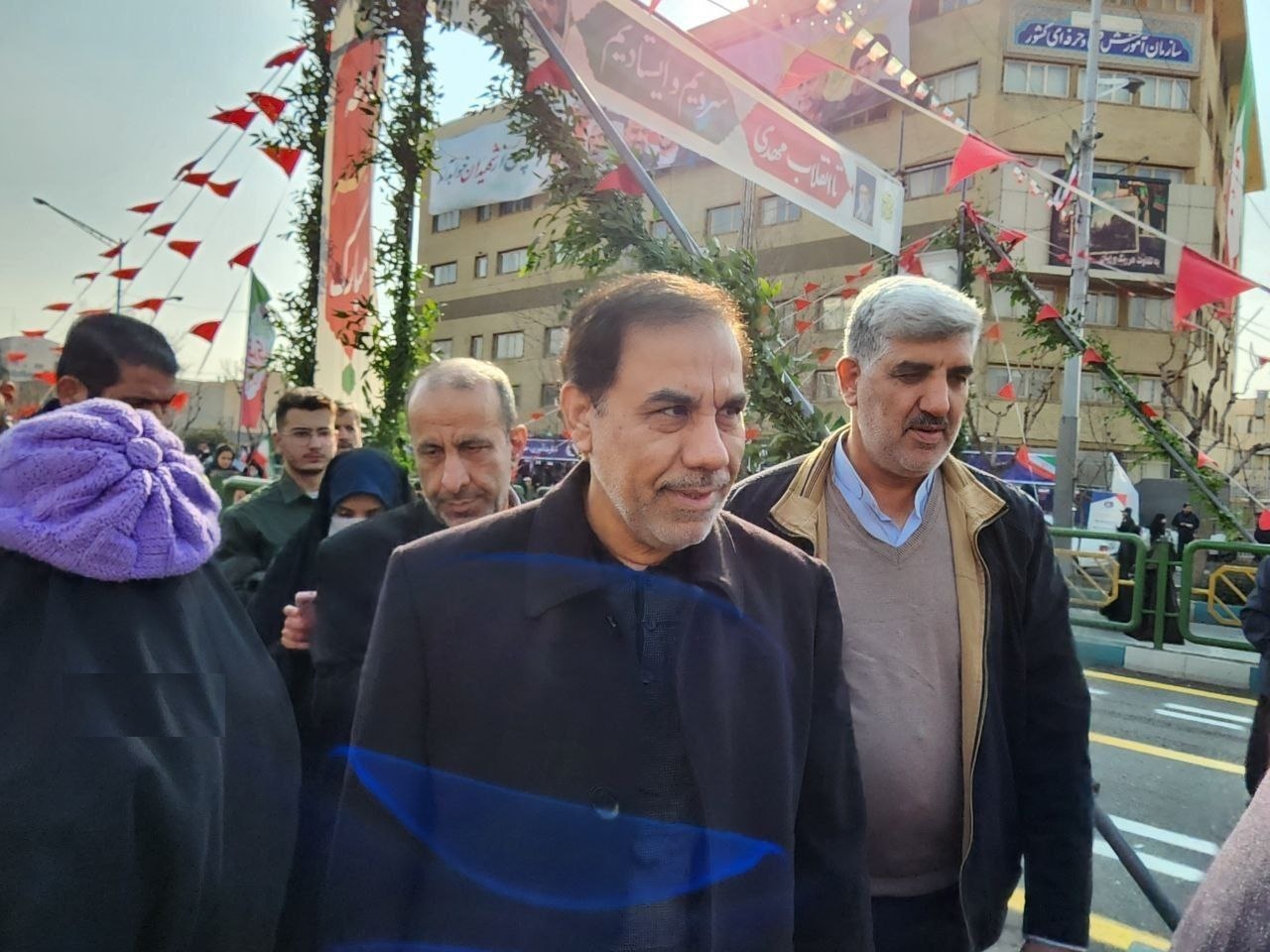 تکرار حماسه ۲۲ بهمن با حضور مردم همیشه در صحنه تهران