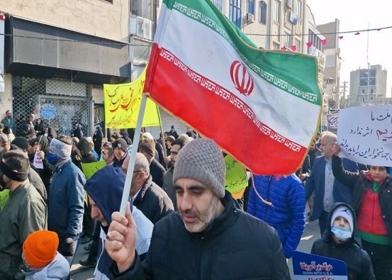 گرمای دل‌ها در سرمای هوا؛ حضور پرشور مردم در راهپیمایی ۲۲ بهمن سراسر کشور