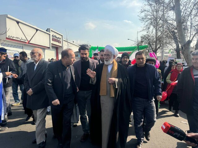 تکرار حماسه ۲۲ بهمن با حضور مردم همیشه در صحنه تهران