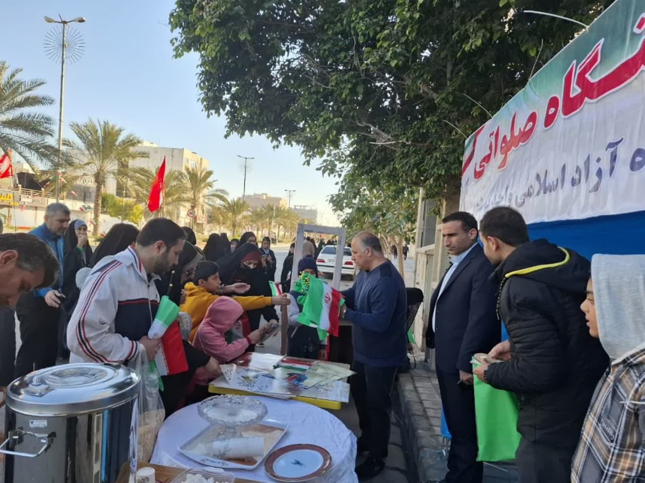 گرمای دل‌ها در سرمای هوا؛ حضور پرشور مردم در راهپیمایی ۲۲ بهمن سراسر کشور