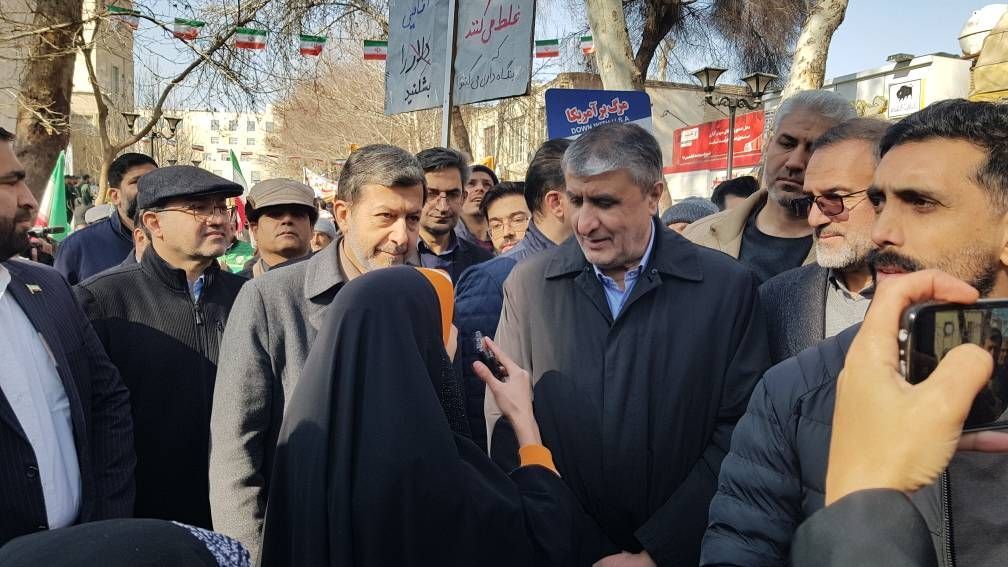 تکرار حماسه ۲۲ بهمن با حضور مردم همیشه در صحنه تهران