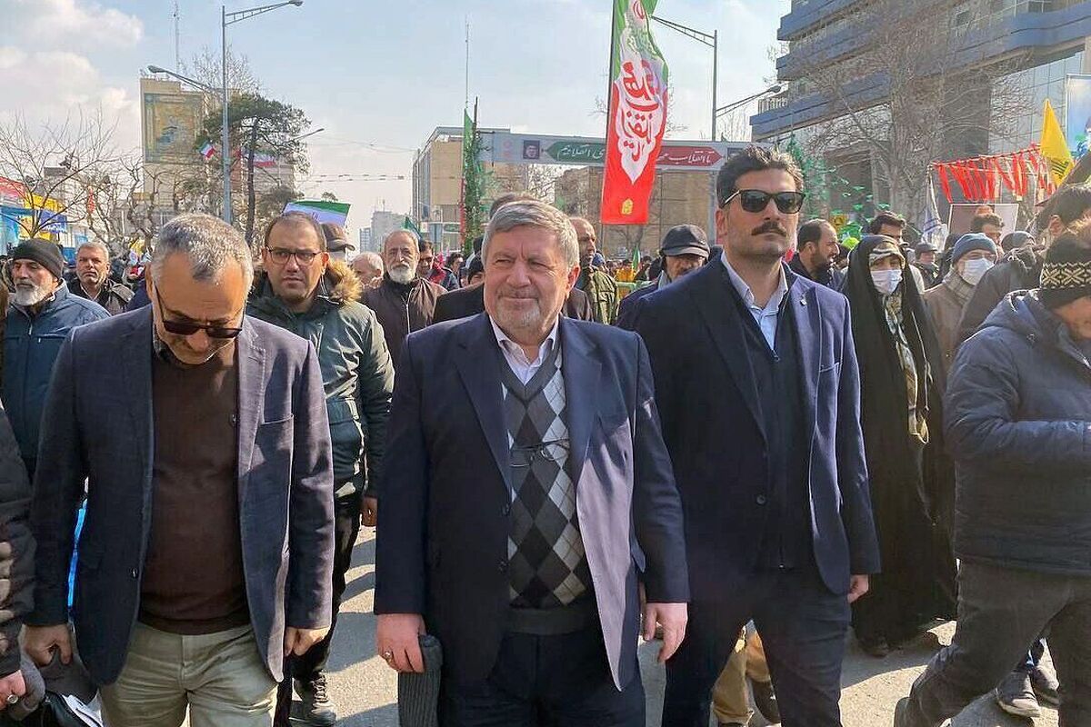 حضرتی: ۲۲ بهمن نماد اتحاد و وفاق ملی است