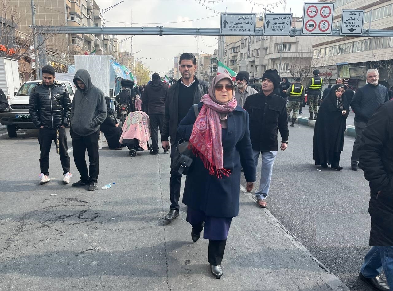 تکرار حماسه ۲۲ بهمن با حضور مردم همیشه در صحنه تهران