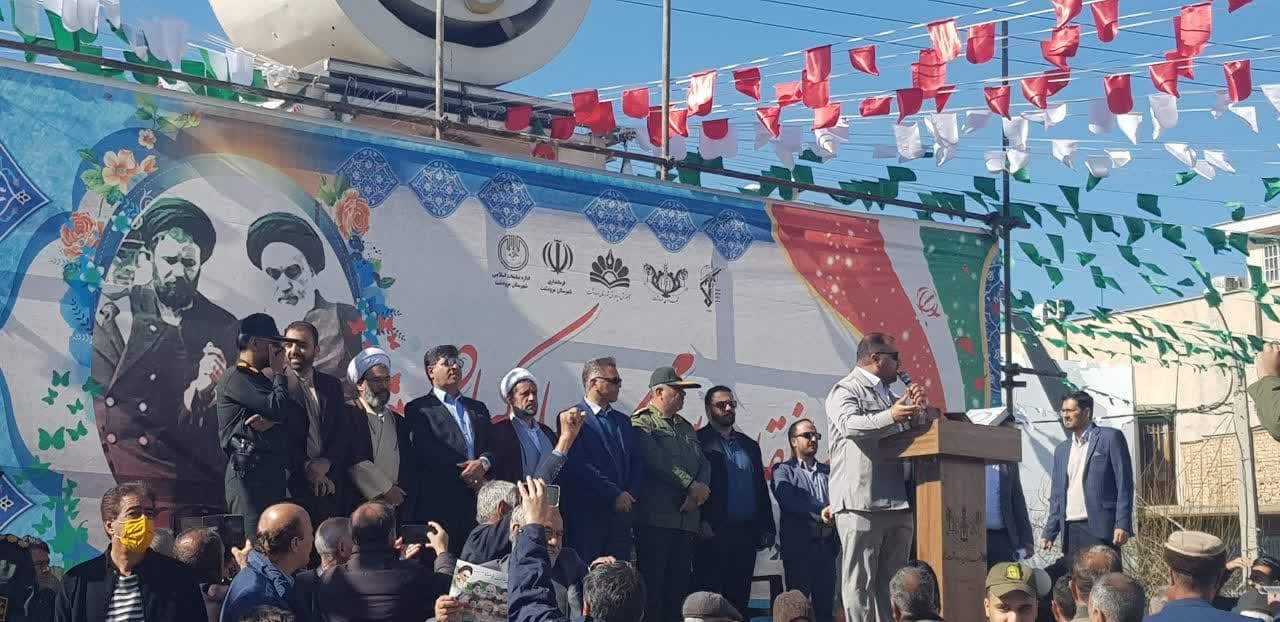 گرمای دل‌ها در سرمای هوا؛ حضور پرشور مردم در راهپیمایی ۲۲ بهمن سراسر کشور