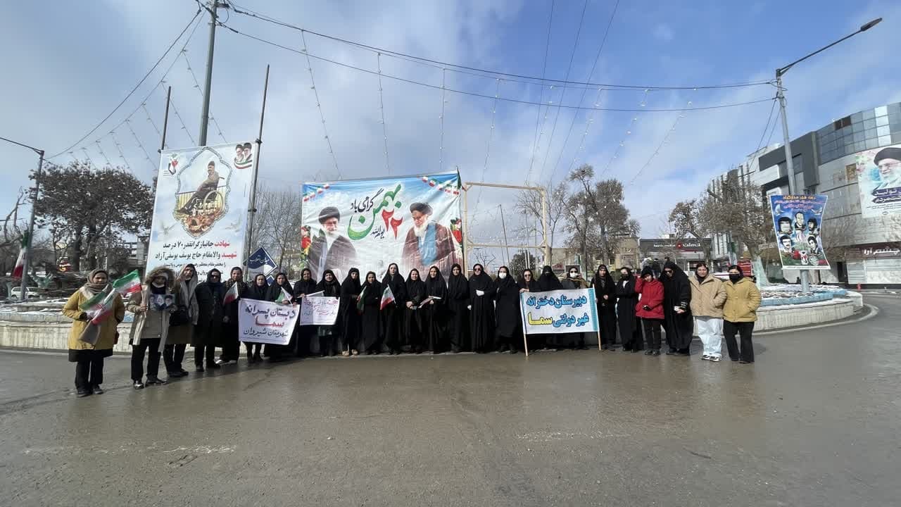 گرمای دل‌ها در سرمای هوا؛ حضور پرشور مردم در راهپیمایی ۲۲ بهمن سراسر کشور