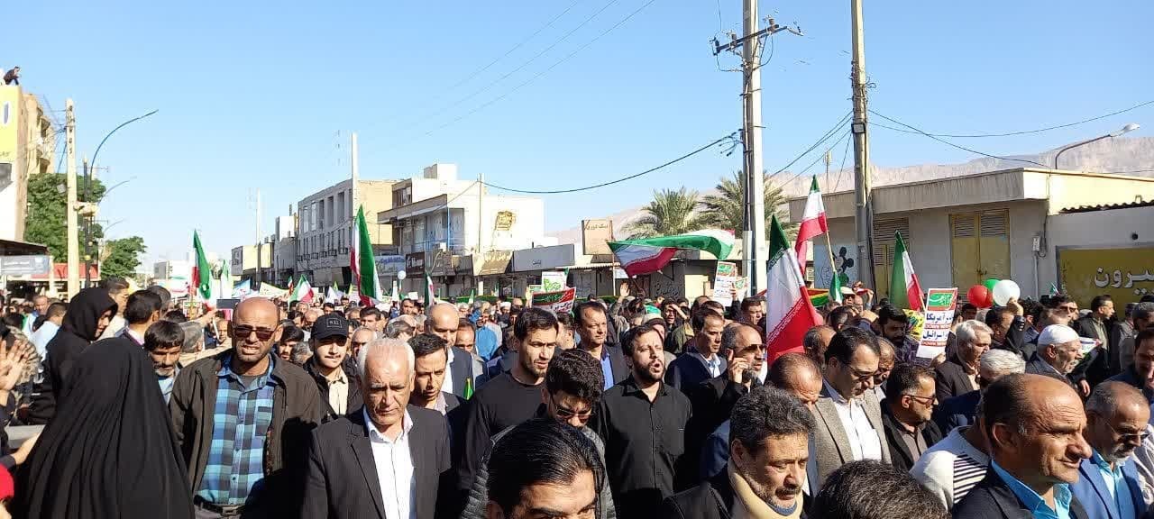 گرمای دل‌ها در سرمای هوا؛ حضور پرشور مردم در راهپیمایی ۲۲ بهمن سراسر کشور