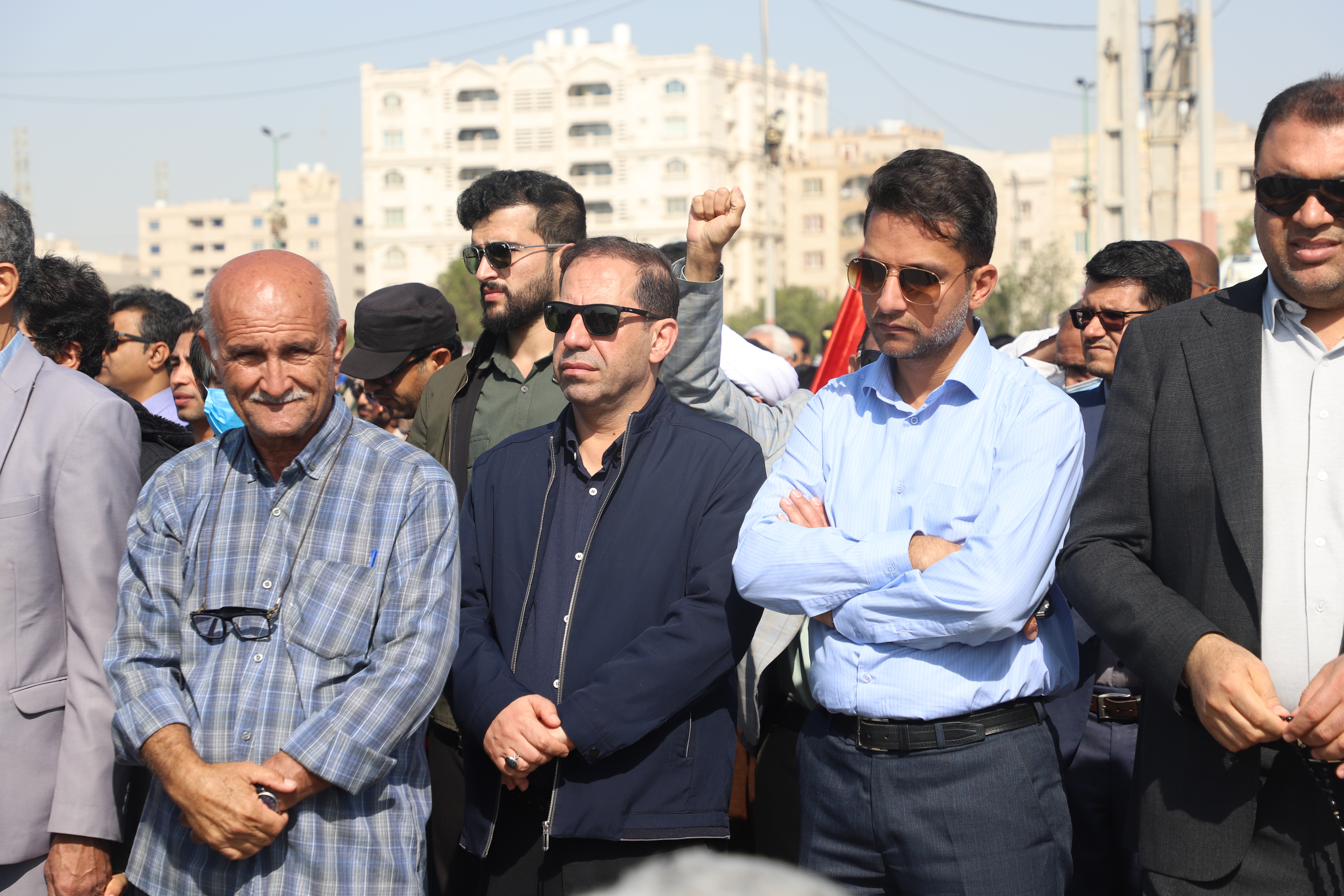 گرمای دل‌ها در سرمای هوا؛ حضور پرشور مردم در راهپیمایی ۲۲ بهمن سراسر کشور