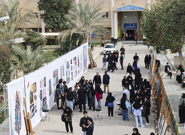 از اهواز تا آبادان، آوای هنر در فجر خوزستان؛ رنگ امید بر بوم دل، تصویر زندگی در سرزمین من از اهواز تا آبادان، آوای هنر در فجر خوزستان؛ رنگ امید بر بوم دل، تصویر زندگی در سرزمین من