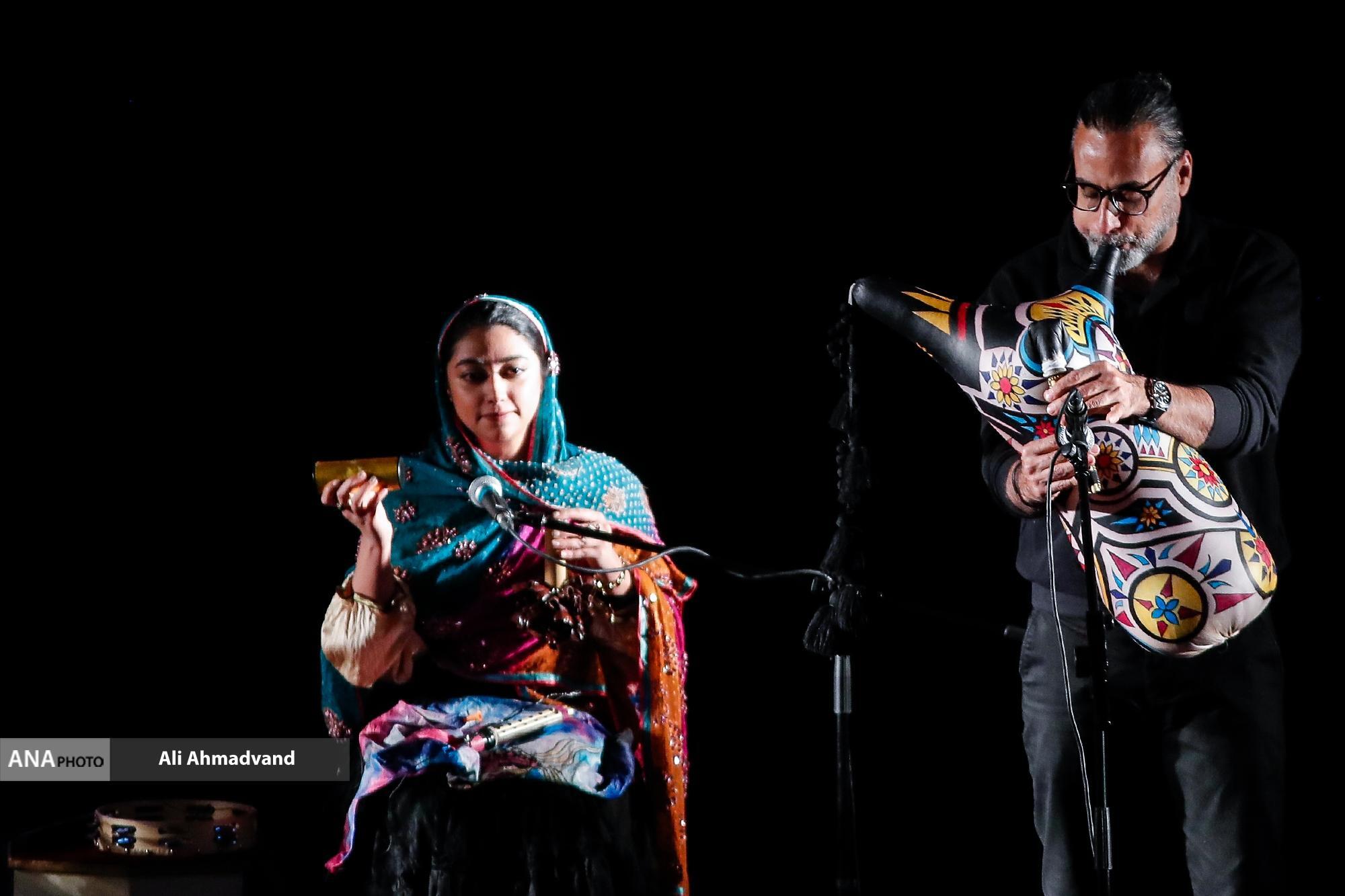 «محسن شریفیان» جایزه «باربَدِ خلاقیت» گرفت؛ سه گروه بانوان جایزه «مانا» «محسن شریفیان» جایزه «باربَدِ خلاقیت» گرفت؛ سه گروه بانوان جایزه «مانا»