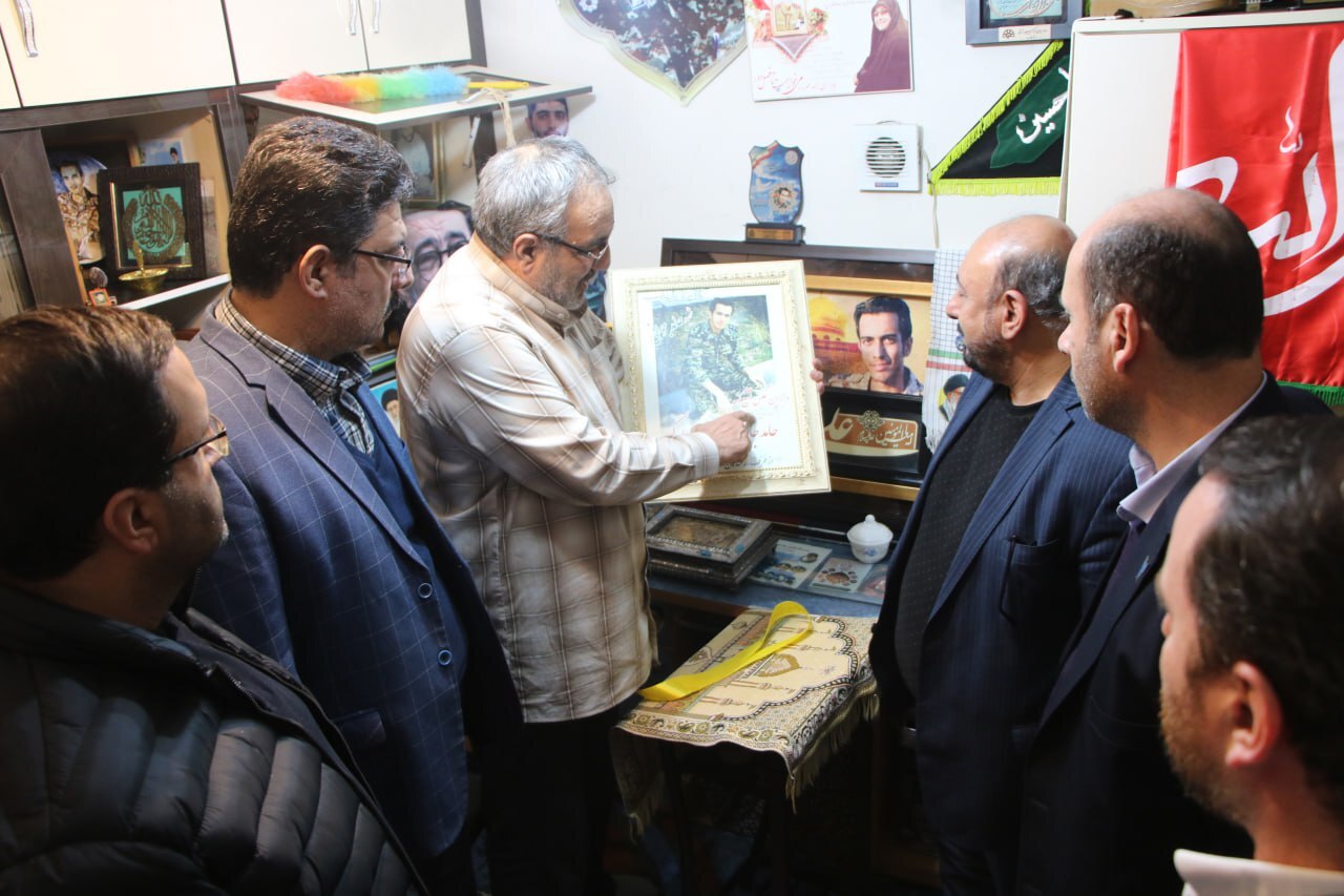 شهدا سند غیرت مردم میهن اسلامی هستند شهدا سند غیرت مردم میهن اسلامی هستند