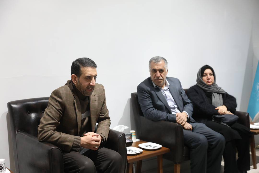 بازدید مدیرکل کنسولی وزارت خارجه از چهل و سومین جشنواره تئاتر فجر بازدید مدیرکل کنسولی وزارت خارجه از چهل و سومین جشنواره تئاتر فجر