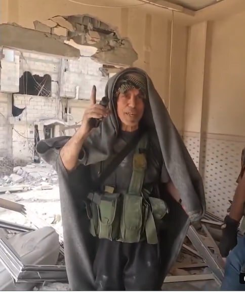 مستند الجزیره آبروی اسرائیل را بُرد/ شهید سنوار همیشه وسط میدان جنگ بود