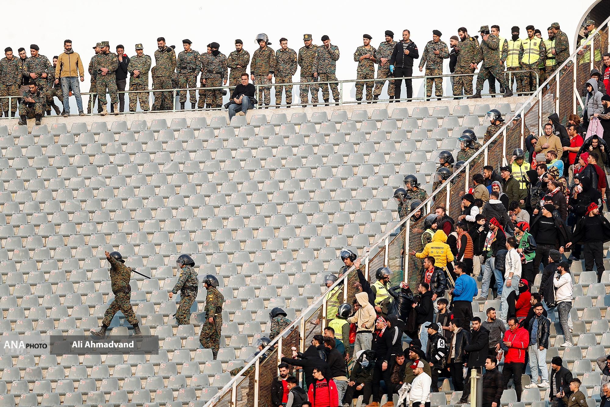 روانشناس ورزشی: مسئولان جسارت داشتند بازی پرسپولیس و تراکتور را برگزار نمیکردند/حاکمیت ورزش در بحث فرهنگی ضعف دارد روانشناس ورزشی: مسئولان جسارت داشتند بازی پرسپولیس و تراکتور را برگزار نمیکردند/حاکمیت ورزش در بحث فرهنگی ضعف دارد