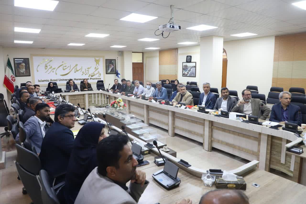 معاون دانشگاه آزاد: دانشکدههای موضوعی از فروردین در سامانه پژوهشیار فعال میشوند معاون دانشگاه آزاد: دانشکدههای موضوعی از فروردین در سامانه پژوهشیار فعال میشوند