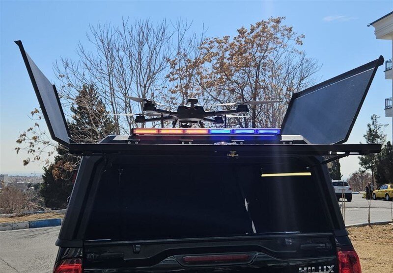 پهپادهای پلیس راهور رونمایی شدند پهپادهای پلیس راهور رونمایی شدند