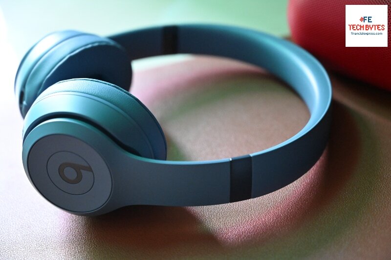 ایربادز سولو بادز صدایی قدرتمند در بدنهای کوچک ایربادز سولو بادز صدایی قدرتمند در بدنهای کوچک