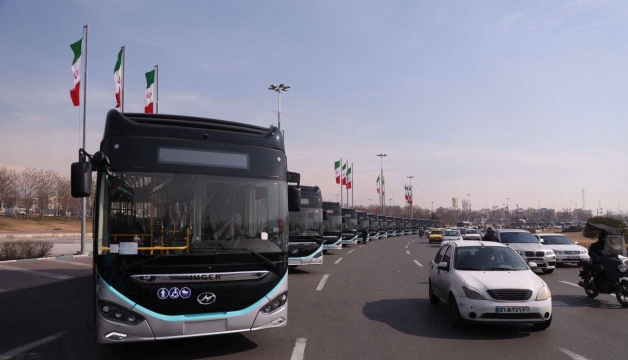 بسته حمل و نقل عمومی برقی شهر تهران با حضور رئیس جمهور رونمایی شد+ فیلم بسته حمل و نقل عمومی برقی شهر تهران با حضور رئیس جمهور رونمایی شد+ فیلم