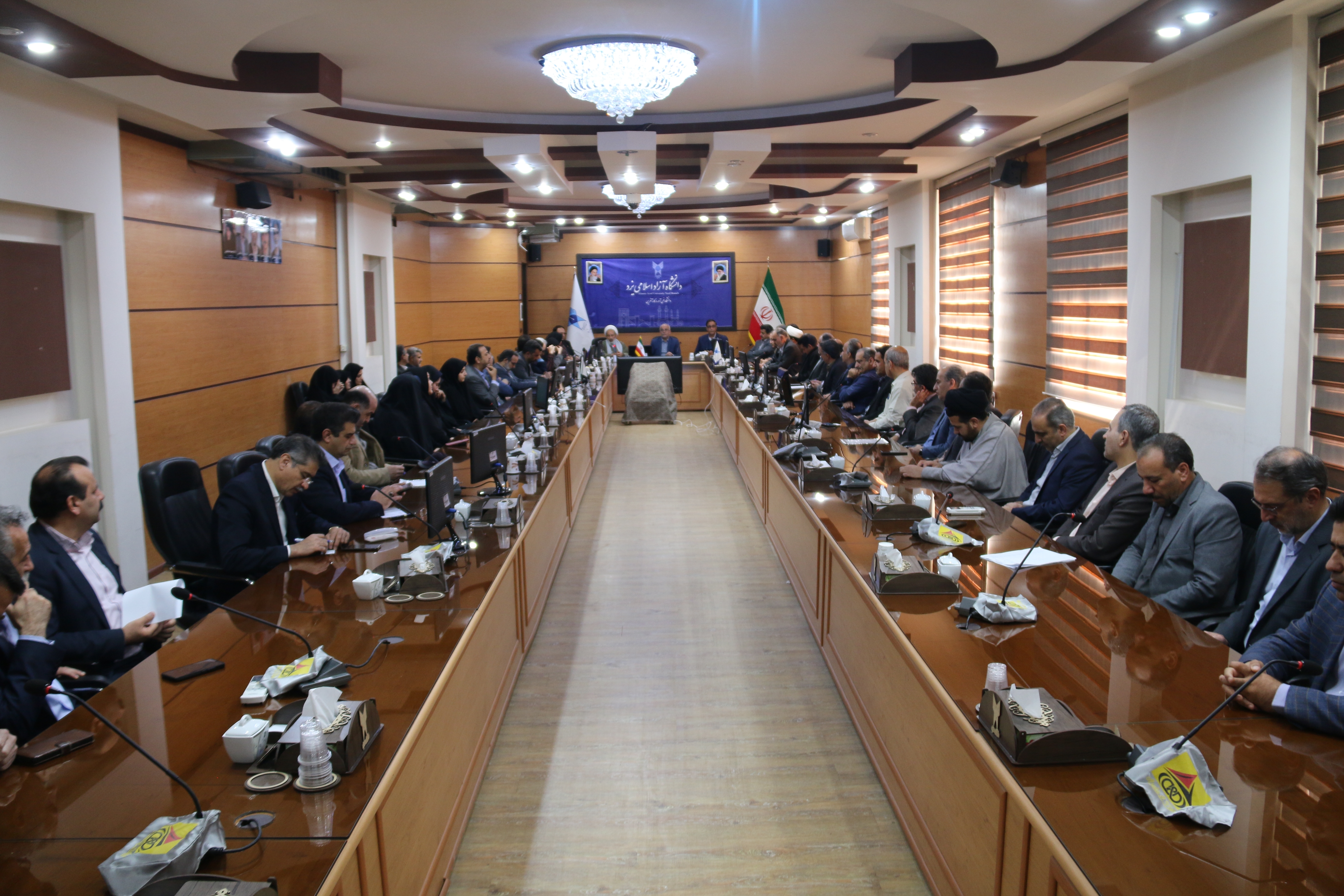 توسعه دانشگاه آزاد در گرو پرورش مدیران با انگیزه و مسئولیتپذیر است توسعه دانشگاه آزاد در گرو پرورش مدیران با انگیزه و مسئولیتپذیر است