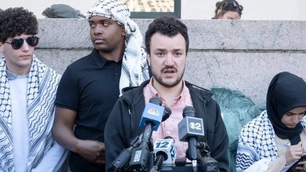 سرکوب دوباره دانشجویان در آمریکا آغاز شد/ دانشجوی فلسطینی دانشگاه کلمبیا دستگیر شد سرکوب دوباره دانشجویان در آمریکا آغاز شد/ دانشجوی فلسطینی دانشگاه کلمبیا دستگیر شد