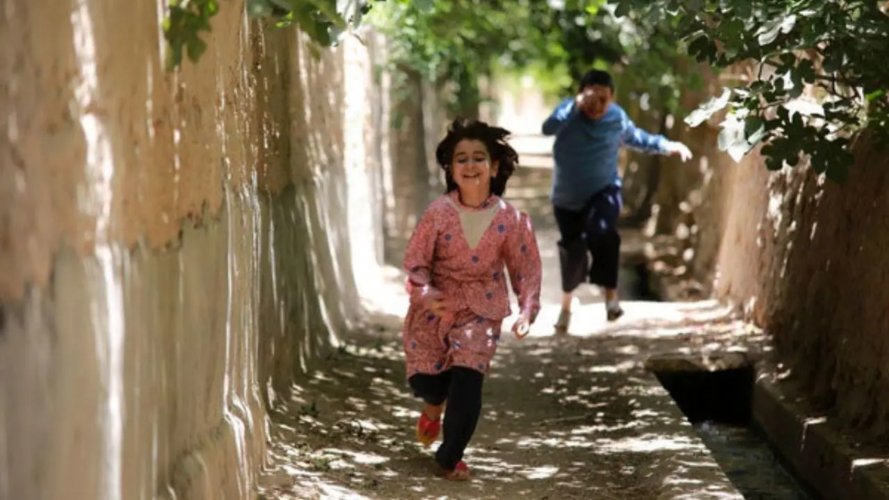 زیر و بم اکران موفق «ایساتیس»/ بین دولت، متولیان مستند و مستندسازان وفاق ایجاد کنیم زیر و بم اکران موفق «ایساتیس»/ بین دولت، متولیان مستند و مستندسازان وفاق ایجاد کنیم