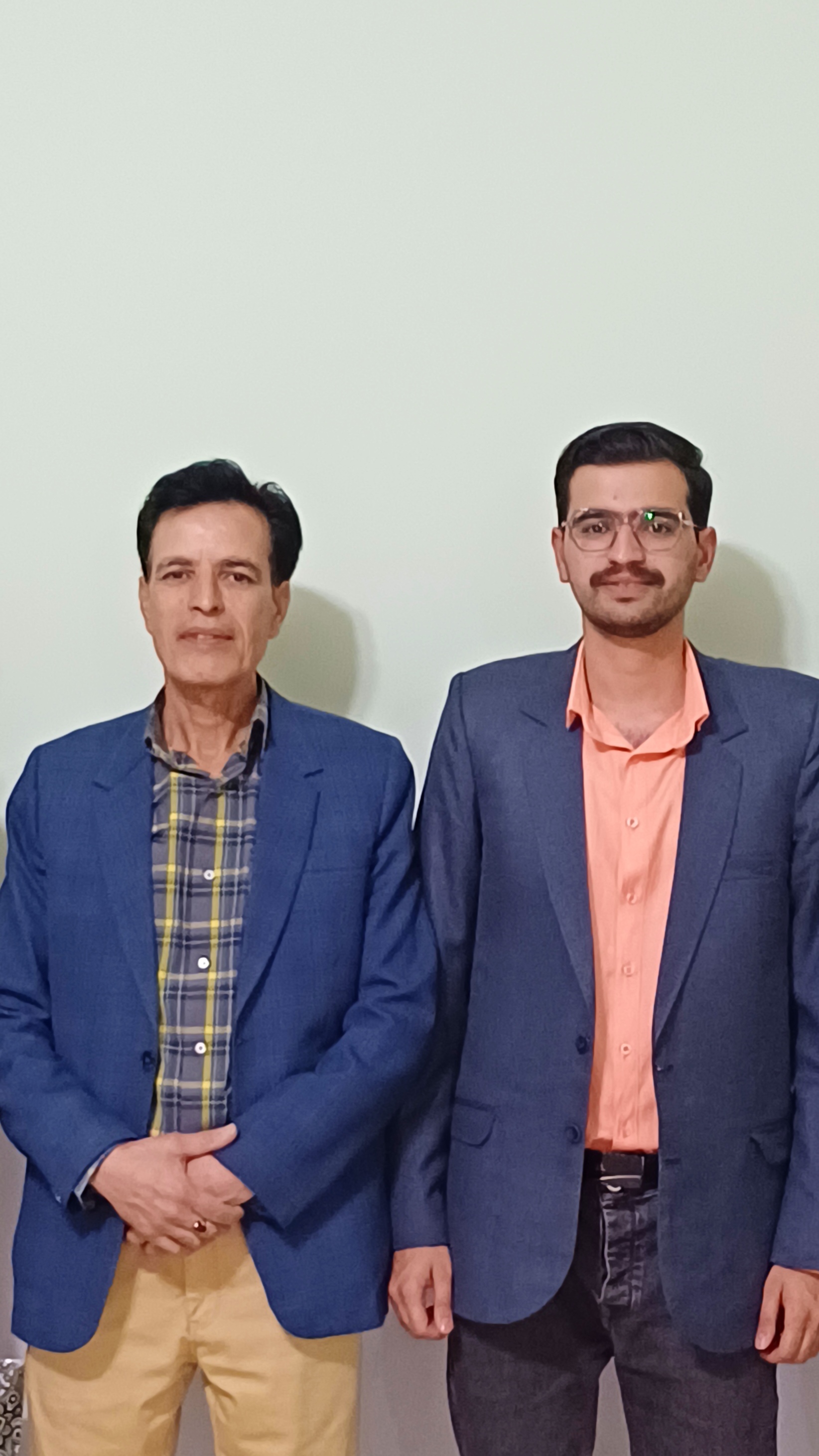 دفاع پدر و پسری از پایاننامه ارشد؛ از ادبیات عرب تا روانشناسی بالینی دفاع پدر و پسری از پایاننامه ارشد؛ از ادبیات عرب تا روانشناسی بالینی