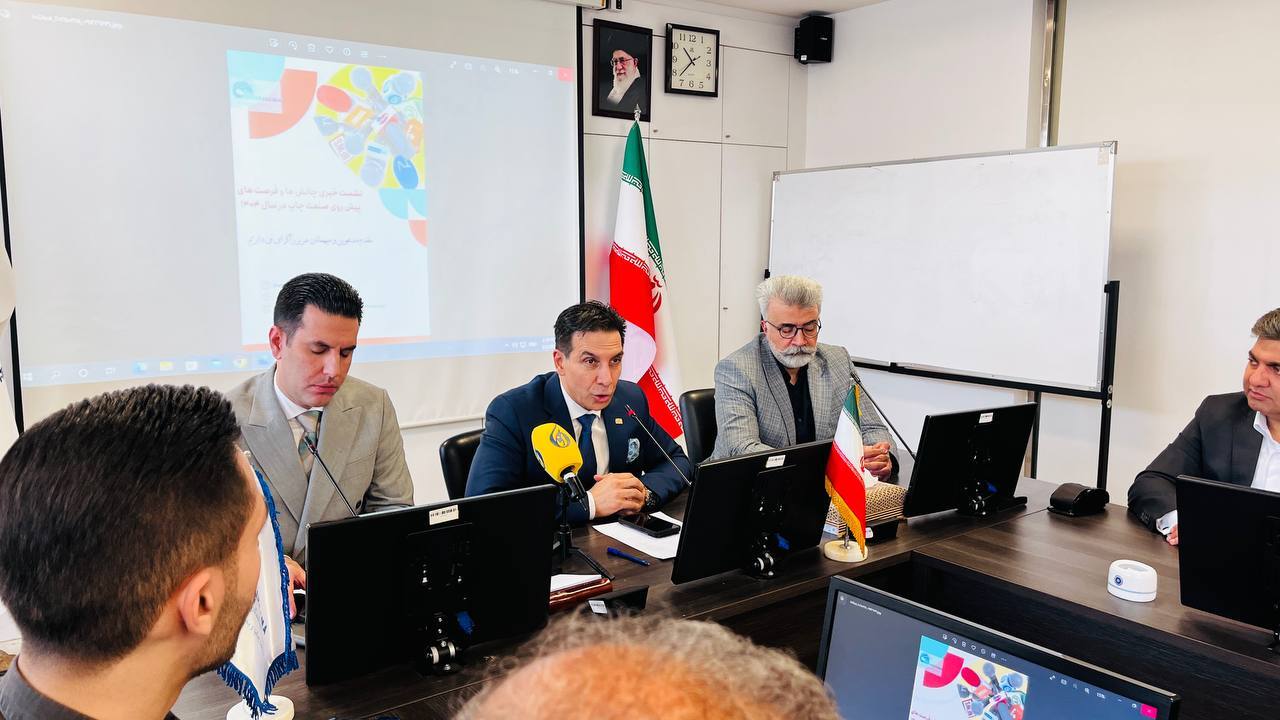 ضرورت پویایی صنعت چاپ و بسته بندی کشور/ ادغام اتحادیهها به نفع صنف نیست ضرورت پویایی صنعت چاپ و بسته بندی کشور/ ادغام اتحادیهها به نفع صنف نیست