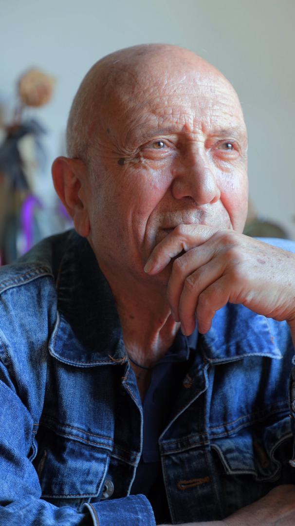 هنرمند باید ردپایش بدون گرد و خاک باشد هنرمند باید ردپایش بدون گرد و خاک باشد