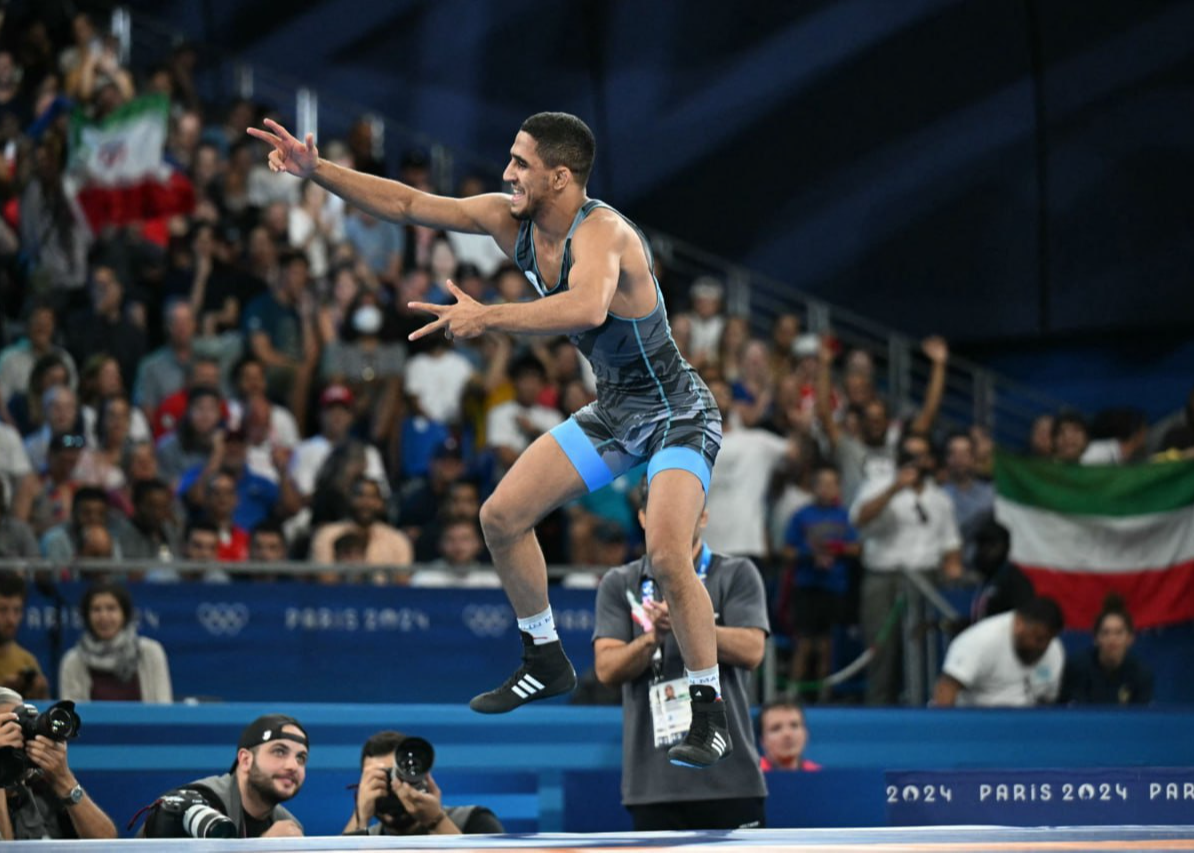 مسابقه مهم برای ۶۰ کیلو؛ رونمایی از ورژنِ تغییر نکرده رحمان عموزاد! مسابقه مهم برای ۶۰ کیلو؛ رونمایی از ورژنِ تغییر نکرده رحمان عموزاد!