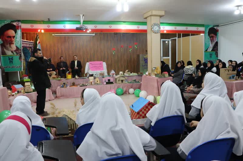 از ماکت عشایری تا دستسازههای فنی؛ تجلی خلّاقیت دانشآموزان شیروانی در روز مهندس از ماکت عشایری تا دستسازههای فنی؛ تجلی خلّاقیت دانشآموزان شیروانی در روز مهندس