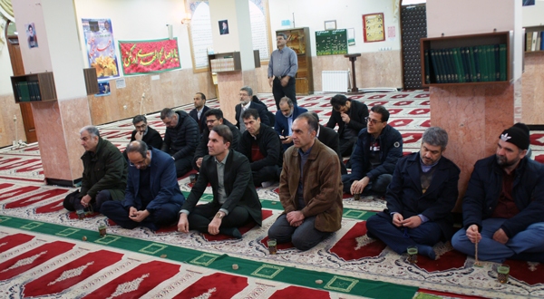 طنين مقاومت در دانشگاه آزاد؛ پرچم شهدا مقاومت در دستان دانشجویان طنين مقاومت در دانشگاه آزاد؛ پرچم شهدا مقاومت در دستان دانشجویان