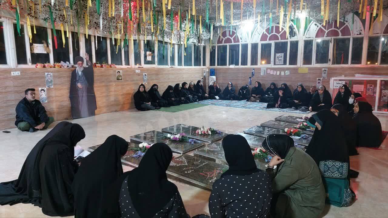 خاطراتی که زنده میشوند؛ سفر دانشجویان بسیجی به دل تاریخ دفاع مقدس خاطراتی که زنده میشوند؛ سفر دانشجویان بسیجی به دل تاریخ دفاع مقدس