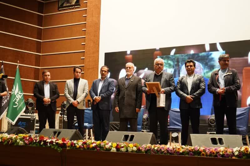 نیازهای جدی کشور به فناوری و حضور مهندسان در عرصههای اقتصادی و تولید مسکن نیازهای جدی کشور به فناوری و حضور مهندسان در عرصههای اقتصادی و تولید مسکن