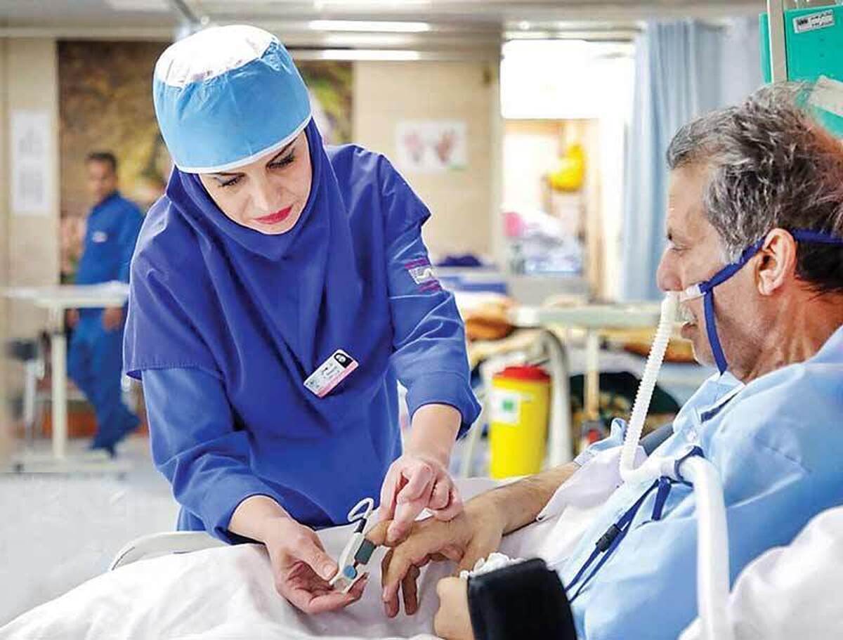 روسای دانشگاه‌ها پول پرستاران را جای دیگر خرج می‌کنند