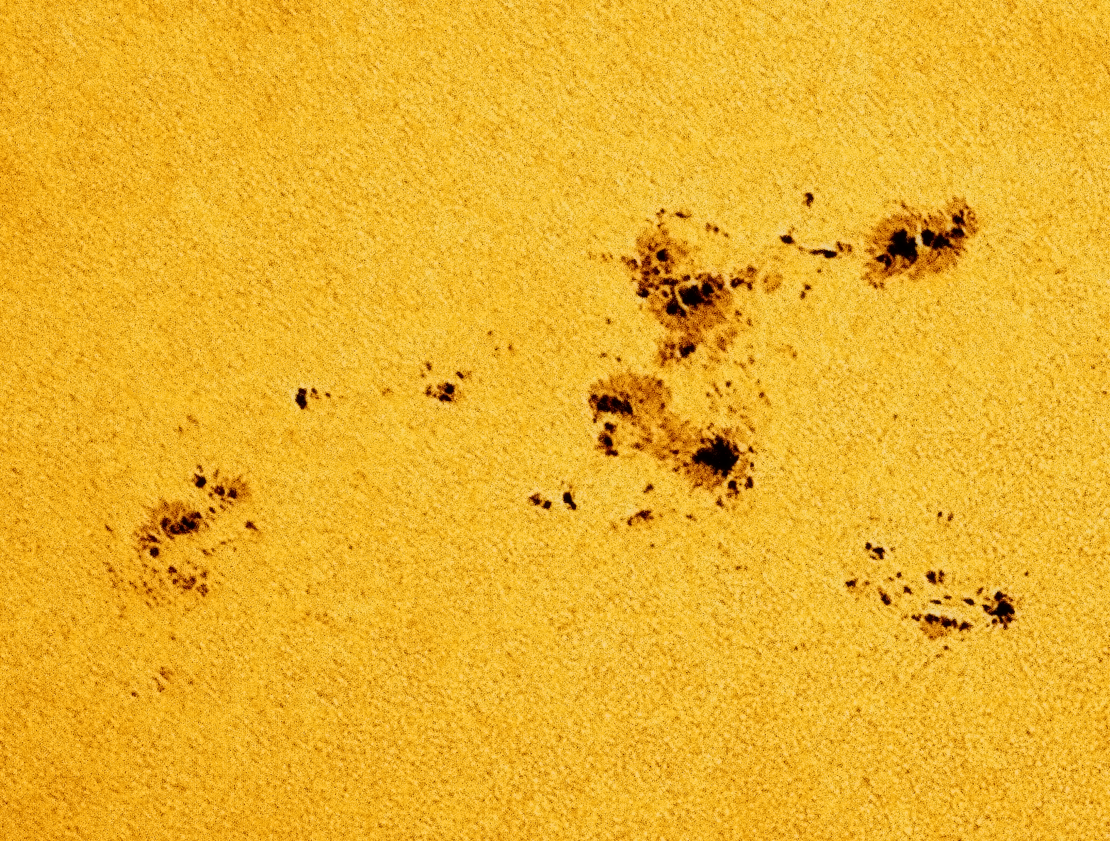 تصاویر نجومی ۱ اردیبهشت (۲۰ آوریل) تصاویر نجومی ۱ اردیبهشت (۲۰ آوریل)