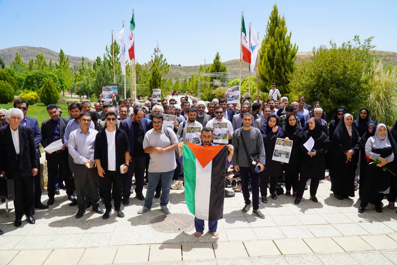 رونمایی دانشجویان از نسخه حقوق بشر آمریکایی با ایموجی «خنده»/ پروژه بایکوت خبری غرب شکست