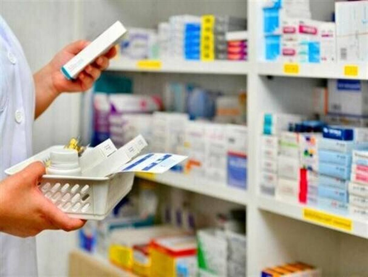 دردسر جدید بیمه‌ها برای داروخانه‌داران  بدهی ۲۶ همتی سازمان‌های بیمه‌گر به داروخانه‌ها