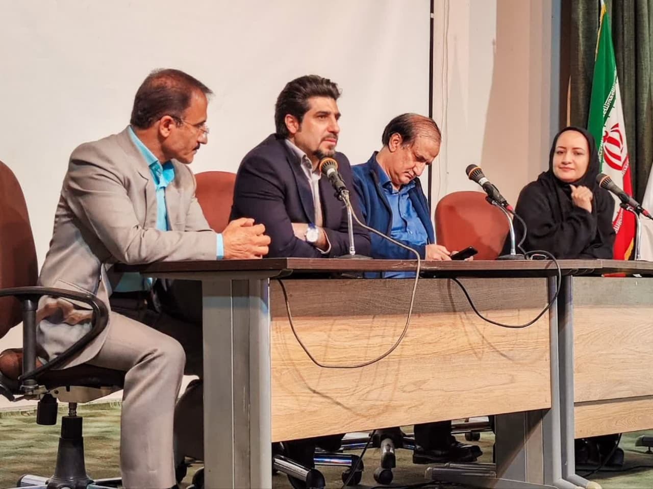 دانشگاه آزاد خمینی‌شهر سهم بسزایی در تربیت روانشناس دارد