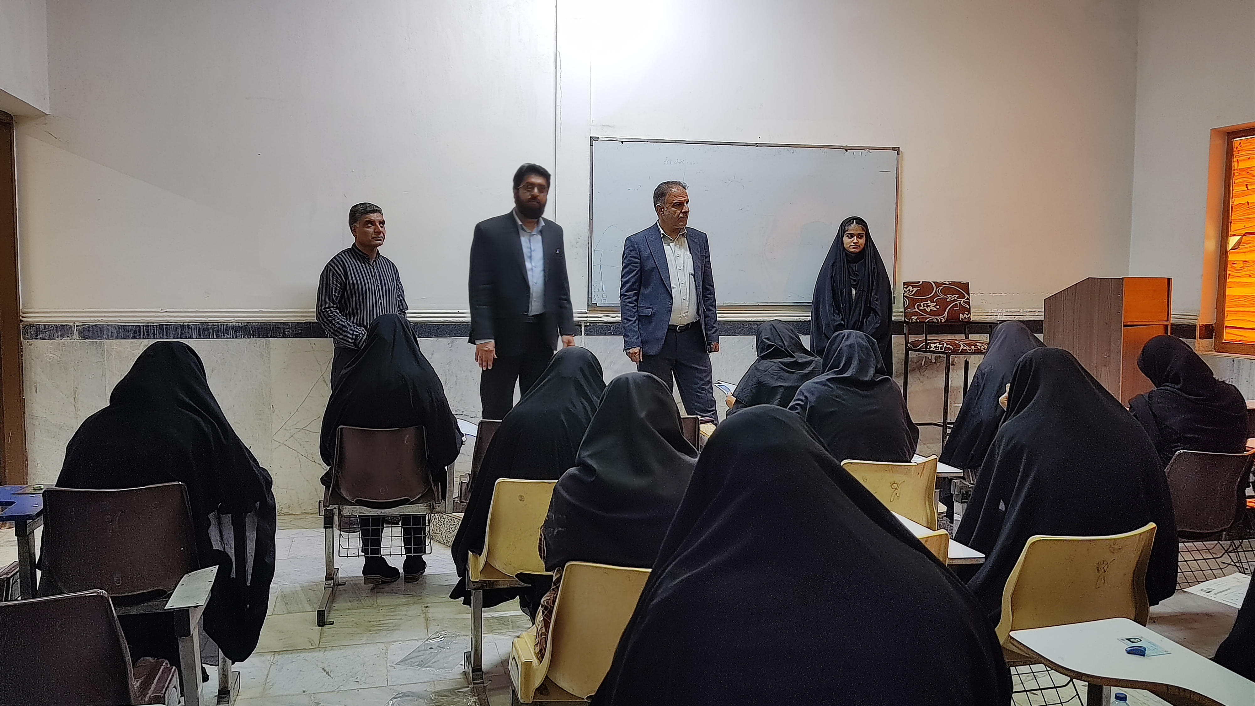 رقابت داوطلبان استخدامی آموزش و پرورش و EPT در دانشگاه آزاد اسلامی رقابت داوطلبان استخدامی آموزش و پرورش و EPT در دانشگاه آزاد اسلامی