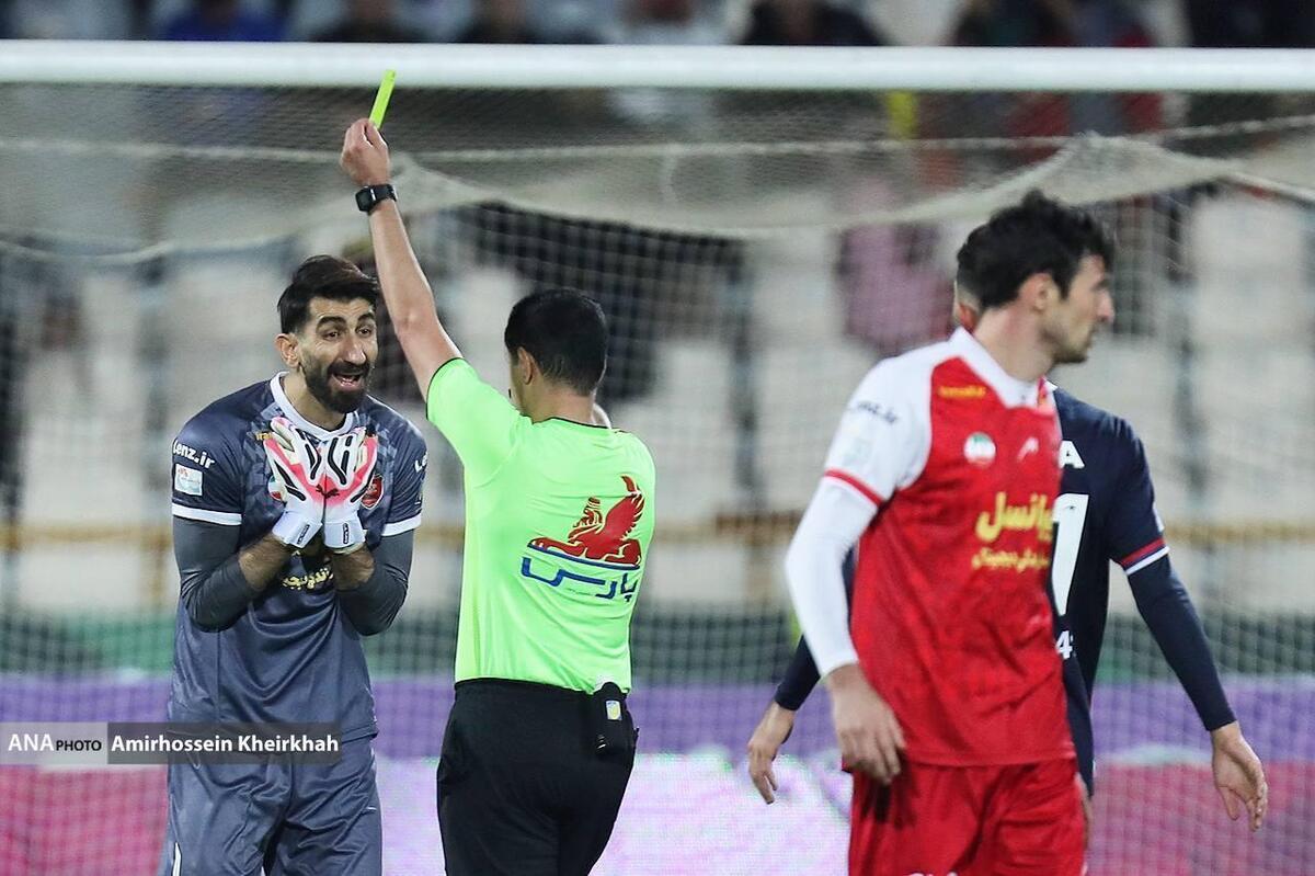 بماند///مرور اتفاقات آخرین تقابل نساجی و پرسپولیس| از گوش کشیدن بیرانوند تا درگیری گولسیانی و رفیعی با بازیکنان نساجی