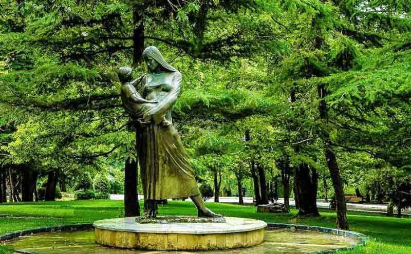 ماجرای چرایی ساخت مسجد در پارکهای بزرگ شهر ماجرای چرایی ساخت مسجد در پارکهای بزرگ شهر