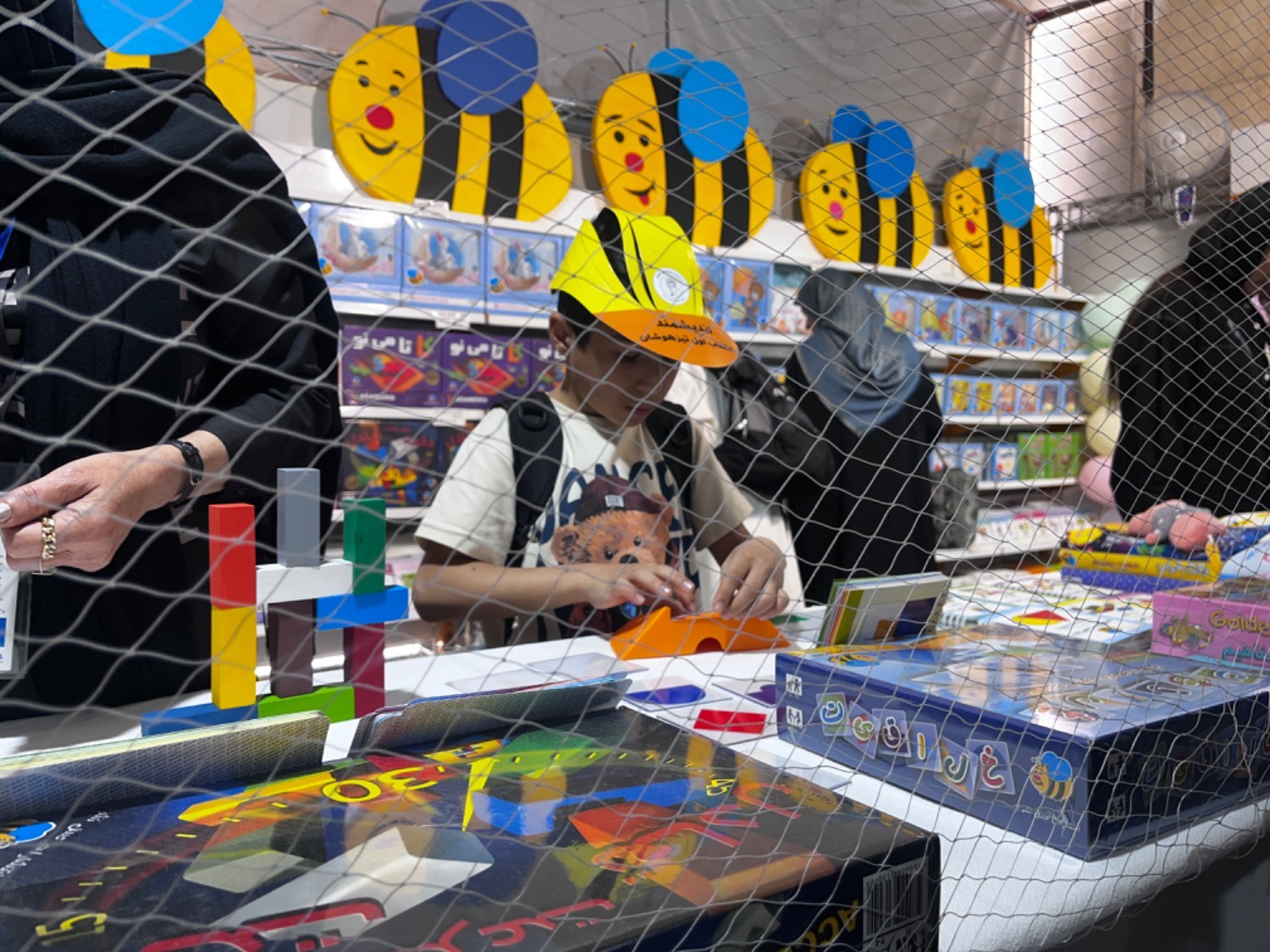 نمایشگاه کتاب محفلی برای خانواده ها+ عکس نمایشگاه کتاب محفلی برای خانواده ها+ عکس