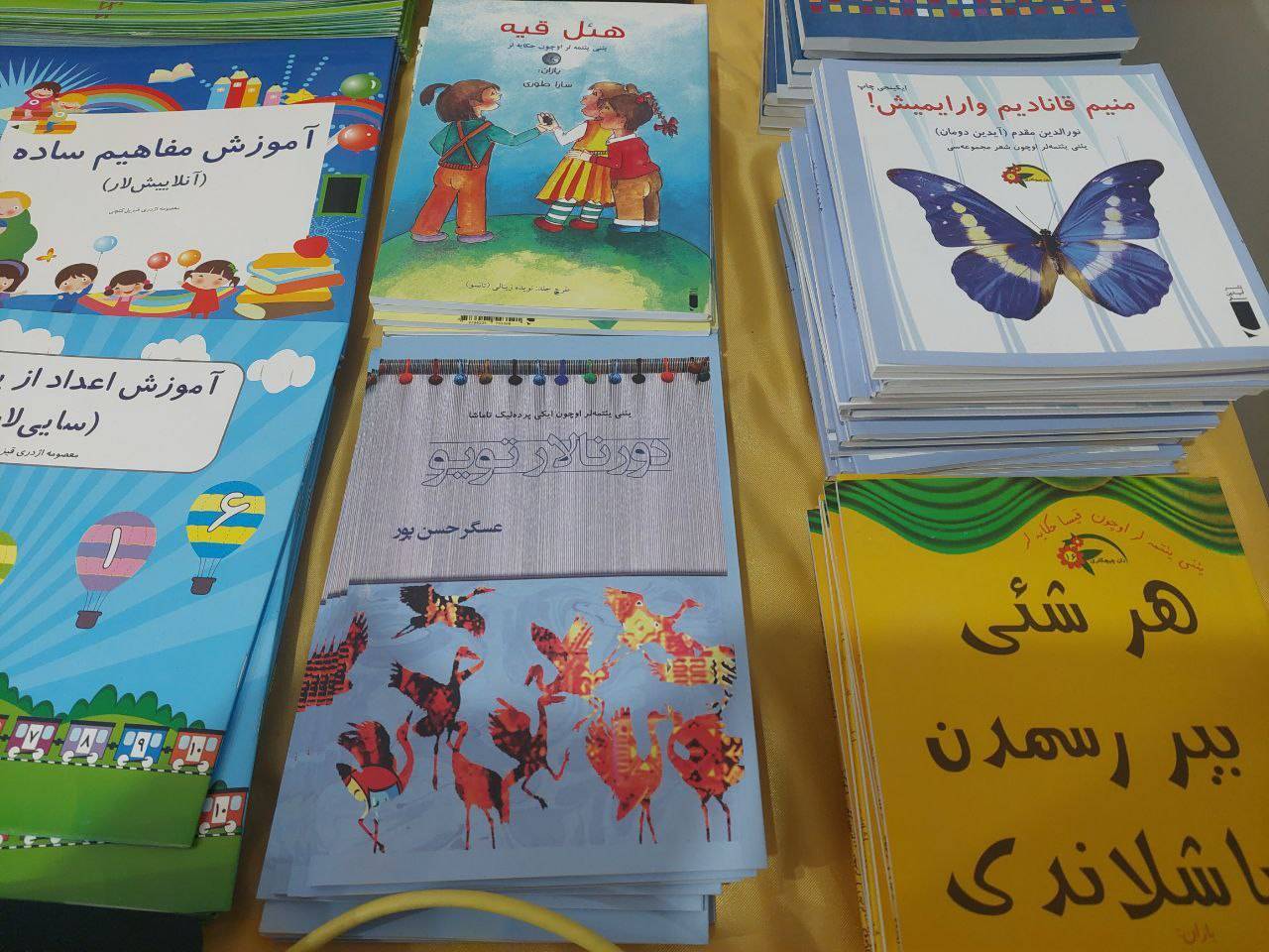 کتب ترکی در صف مجوز/ناشران: هیچ چارچوب مشخصی اعلام نمی‌شود